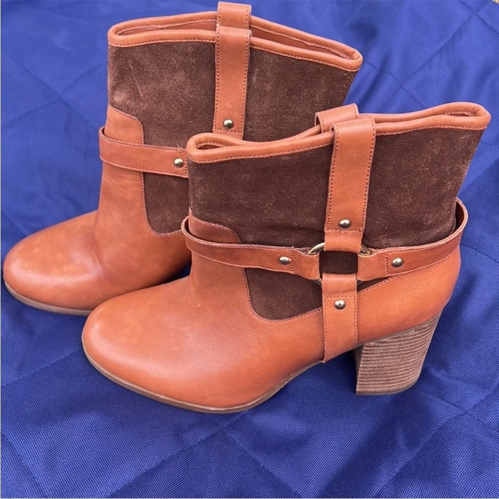 Ralph Lauren Women’s Dylan Tan Leather Brown Suede Gold Ankle Bootie Shoe Size 7